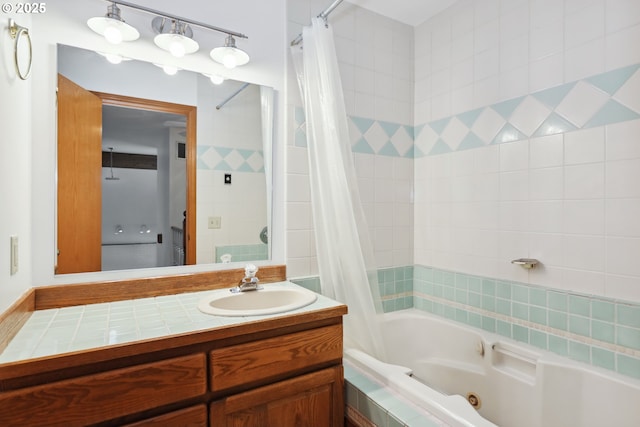 1904 Quinton St, The Dalles, OR 97058 - full bath featuring a combined bath / shower with jetted tub and vanity