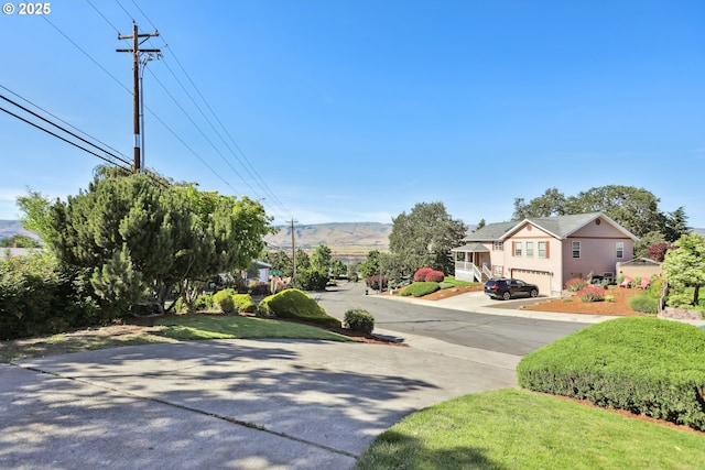 1904 Quinton St, The Dalles, OR 97058 - view of road featuring a mountain view