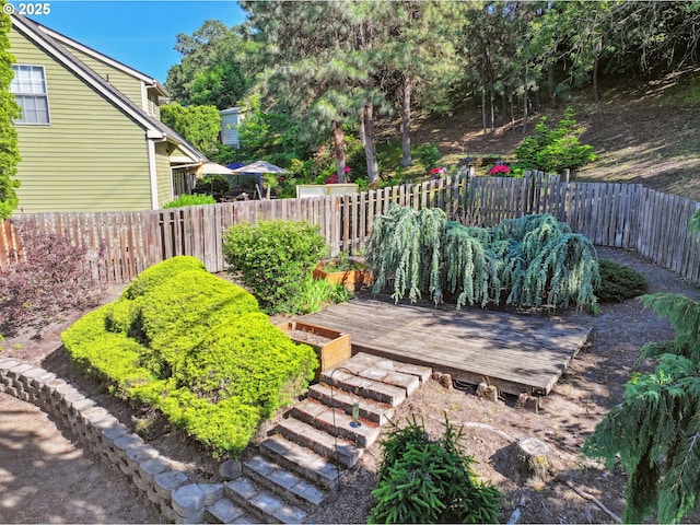 1904 Quinton St, The Dalles, OR 97058 - view of yard featuring a deck