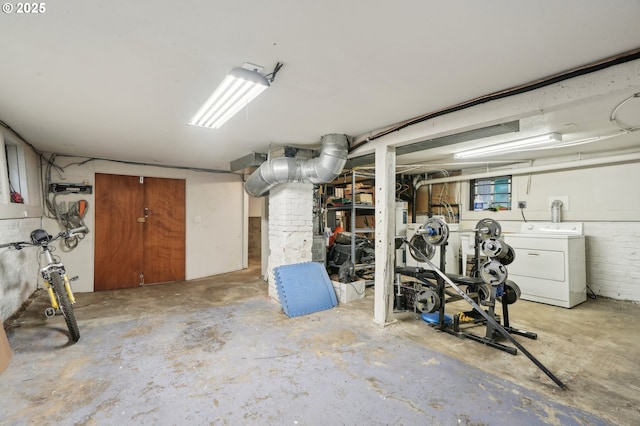 garage with washer and dryer