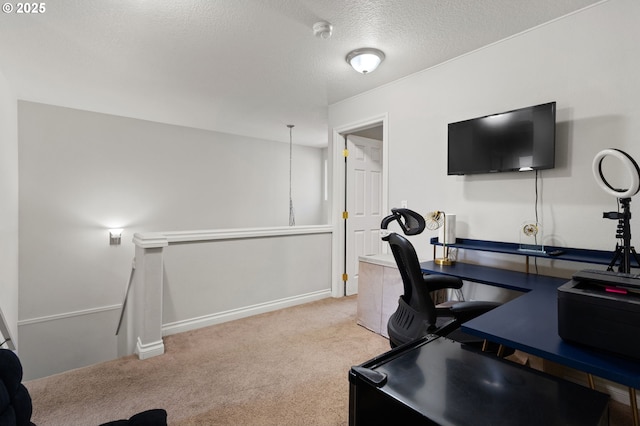 17881 SW Pars Pl, Beaverton, OR 97078 - carpeted home office with a textured ceiling and baseboards