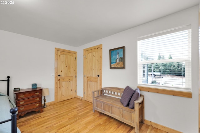 35478 Brabham Rd, Pleasant Hill, OR 97455 - living area with light wood finished floors and baseboards