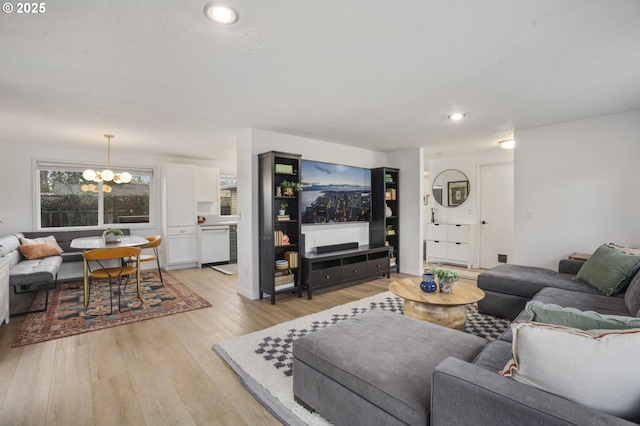 1001 S Grant St, Canby, OR 97013 - living room featuring light wood-style flooring, a chandelier, and recessed lighting