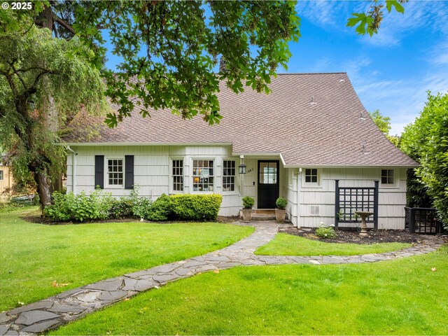1667 Lake Front Rd, Lake Oswego, OR 97034 - view of front of home featuring a front yard and a shingled roof