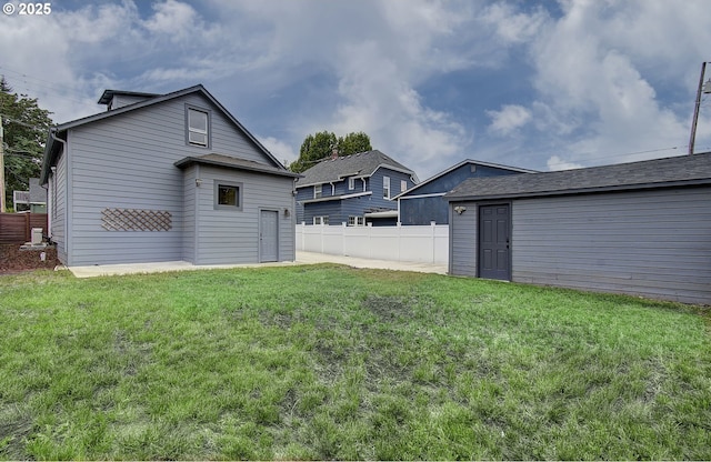 126 NE Garfield St, Camas, WA 98607 - back of house with an outdoor structure