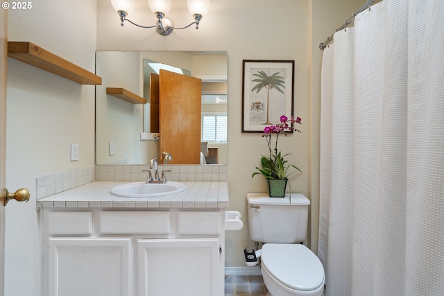 11442 SW Woodlee Heights Ct, Portland, OR 97219 - full bathroom featuring vanity, a chandelier, and a shower with shower curtain