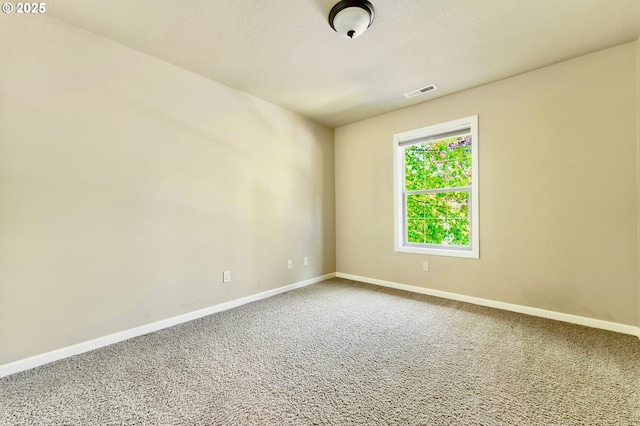7102 SW 78th Ave, Portland, OR 97223 - carpeted empty room with baseboards