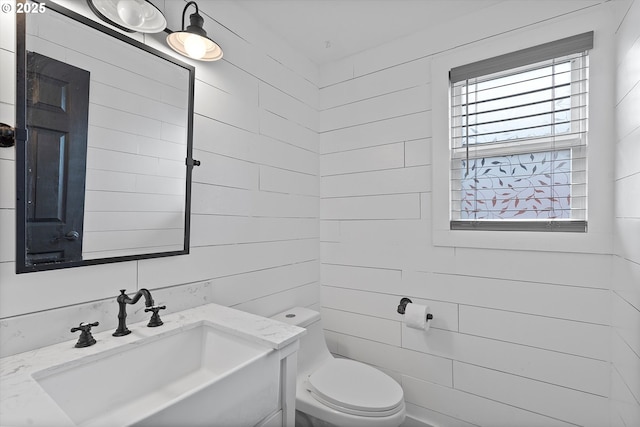 20694 SW Parker Ct, Beaverton, OR 97078 - bathroom with plenty of natural light and vanity