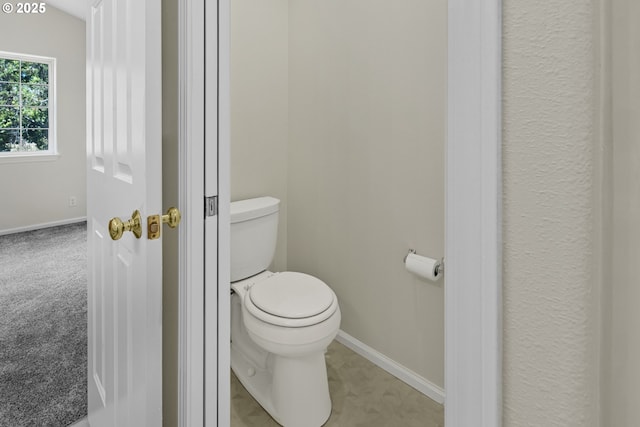 3617 Westleigh St, Eugene, OR 97405 - bathroom with baseboards