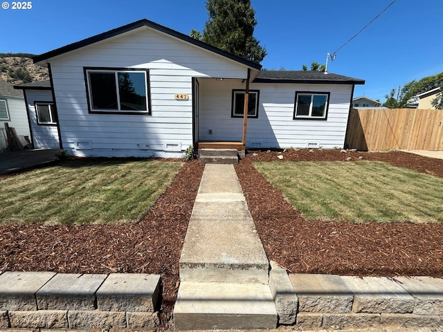 441 NE Johnson St, Myrtle Creek, OR 97457 - bungalow-style house with crawl space