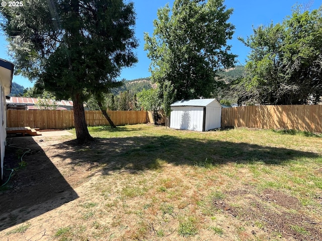 441 NE Johnson St, Myrtle Creek, OR 97457 - view of yard