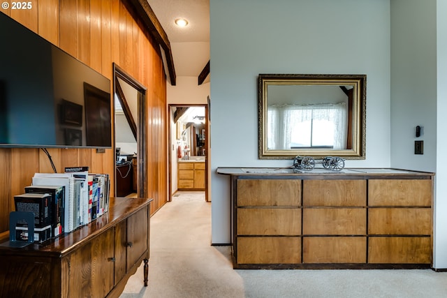 36910 Edgehill Rd, Springfield, OR 97478 - bathroom featuring vaulted ceiling