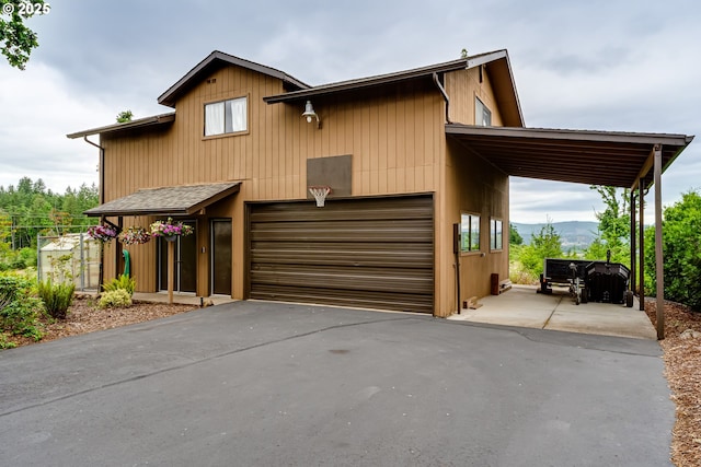 36910 Edgehill Rd, Springfield, OR 97478 - view of front of property with driveway and a shingled roof