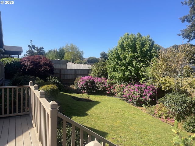 2180 Hayes St, North Bend, OR 97459 - view of yard