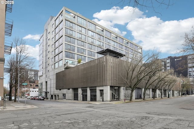 1410 NW Kearney St Unit 717, Portland, OR 97209 - view of building exterior