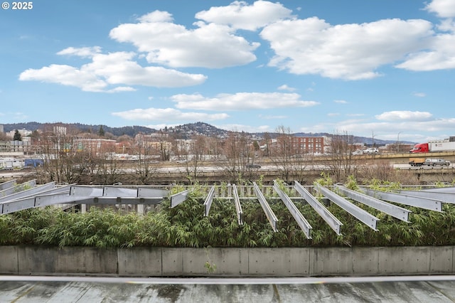 bird's eye view featuring a mountain view