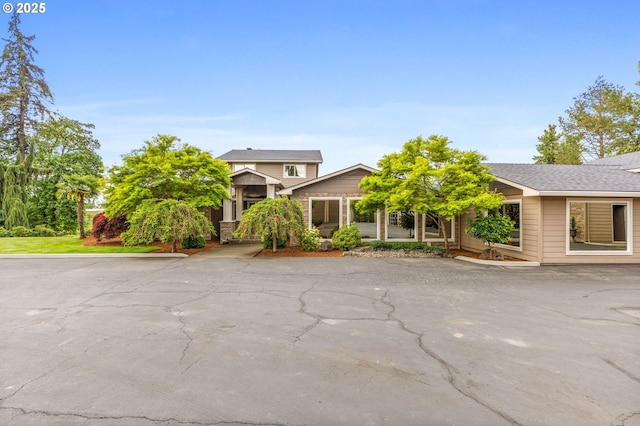 6421 Brooklake Rd, Salem, OR 97305 - view of front of home