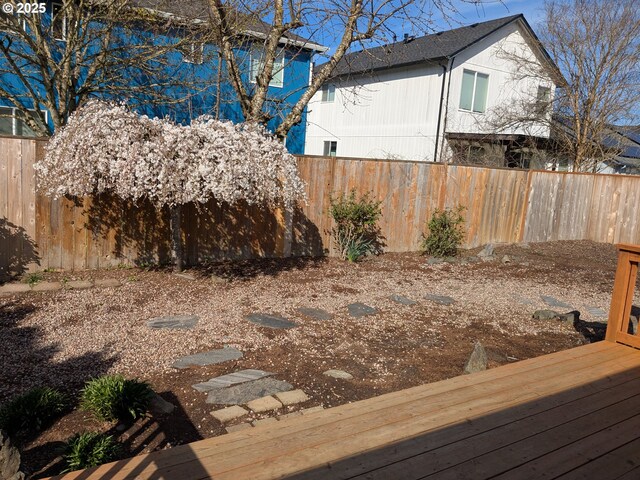 250 W 13th St, Lafayette, OR 97127 - view of yard