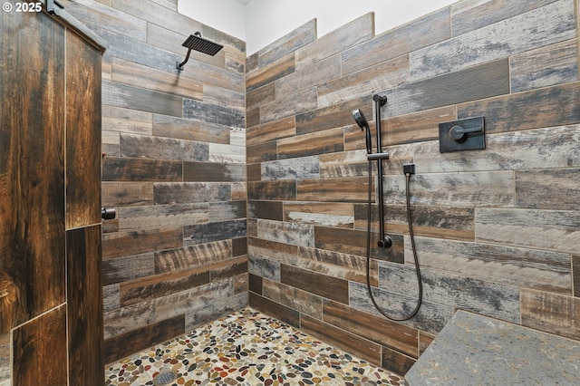 39100 SE Tumala Mountain Rd, Estacada, OR 97023 - full bathroom with a tile shower