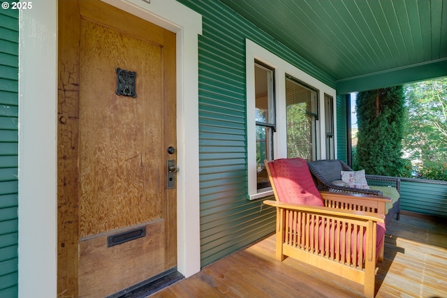 1236 N Emerson St, Portland, OR 97217 - view of wooden porch