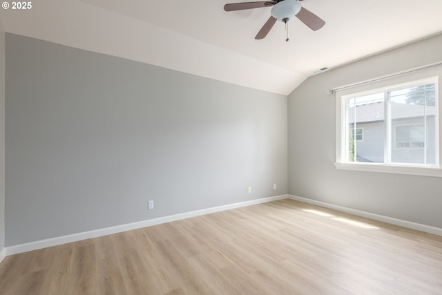1507 Bogart Ln, Eugene, OR 97401 - unfurnished room with vaulted ceiling, light wood-type flooring, and a ceiling fan