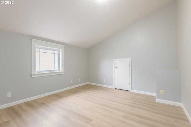 1507 Bogart Ln, Eugene, OR 97401 - additional living space with lofted ceiling and light wood-type flooring