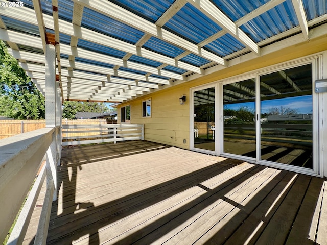 940 W Madrona Ave, Hermiston, OR 97838 - view of wooden terrace