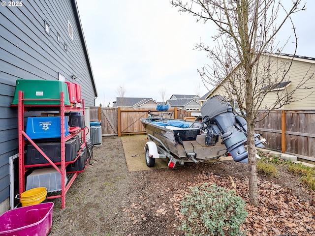 view of yard with central AC