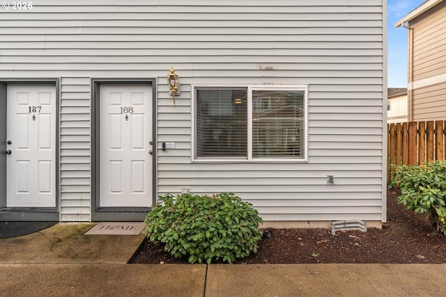 view of property entrance