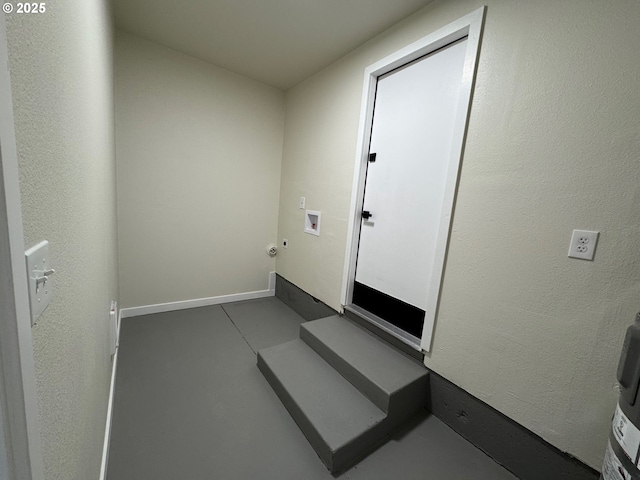 laundry room with laundry area, baseboards, and washer hookup