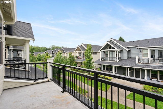 3935 NW 75th Ave, Camas, WA 98607 - balcony featuring a residential view