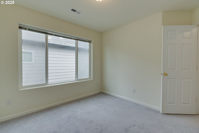 4338 NE 76th Ave, Portland, OR 97218 - carpeted empty room with baseboards
