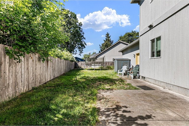 25092 Amber Ct, Veneta, OR 97487 - view of yard featuring a patio