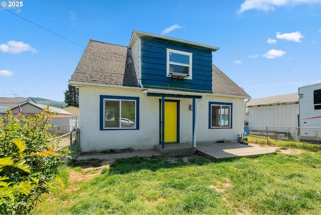 180 W Second Ave, Sutherlin, OR 97479 - view of front of home featuring a shingled roof and stucco siding