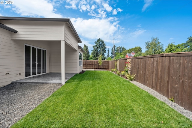 6803 NW 24th Ct, Vancouver, WA 98665 - fenced backyard with a patio