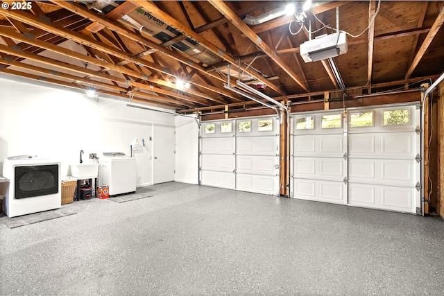 32890 Hillside Acres Rd, Gold Beach, OR 97444 - garage with a sink