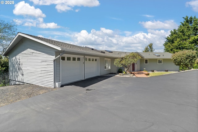 32890 Hillside Acres Rd, Gold Beach, OR 97444 - ranch-style home featuring driveway and a garage