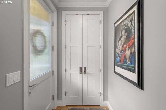330 6th St, Lake Oswego, OR 97034 - entryway with ornamental molding and baseboards