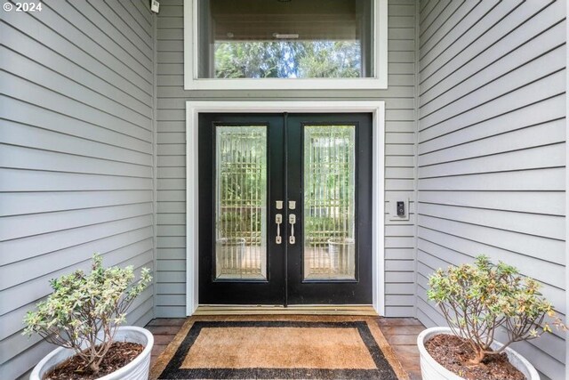 8427 NW Timber Ridge Ct, Portland, OR 97229 - property entrance with french doors