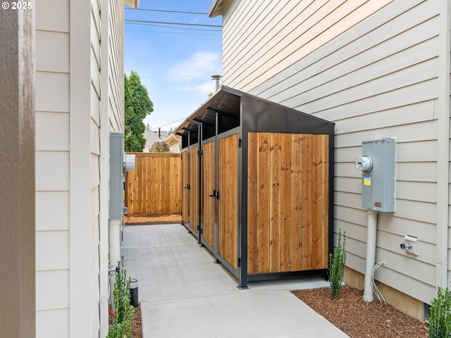 4043 SE 115th Ave, Portland, OR 97266 - view of side of property featuring a gate
