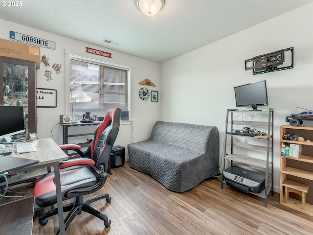 3190 Lily Ln, Mcminnville, OR 97128 - home office with wood finished floors
