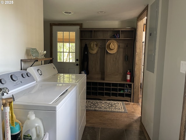 24291 SW Rogers Rd, Sheridan, OR 97378 - laundry area with independent washer and dryer and electric panel