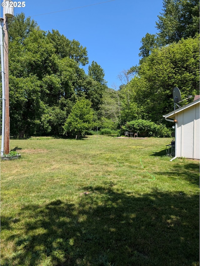 24291 SW Rogers Rd, Sheridan, OR 97378 - view of green lawn featuring a view of trees