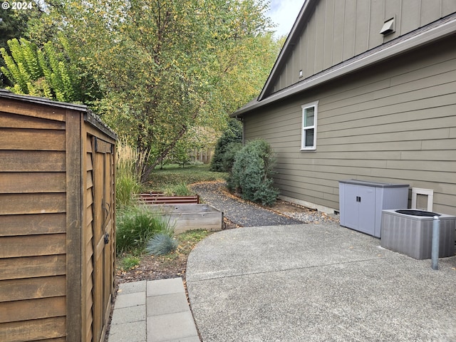 899 NW Angel Heights Rd, Stevenson, WA 98648 - view of patio with cooling unit