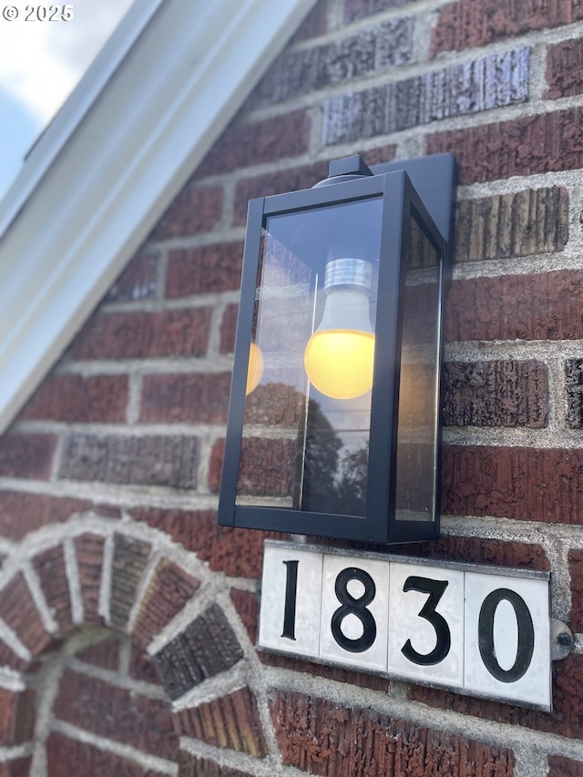 1830 N Winchell St, Portland, OR 97217 - exterior view of brick siding
