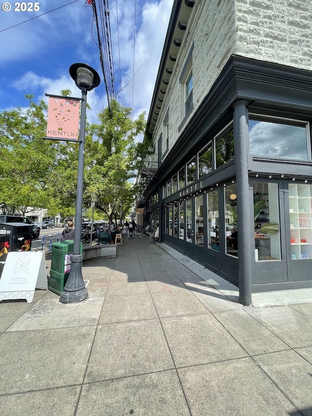 1830 N Winchell St, Portland, OR 97217 - view of community