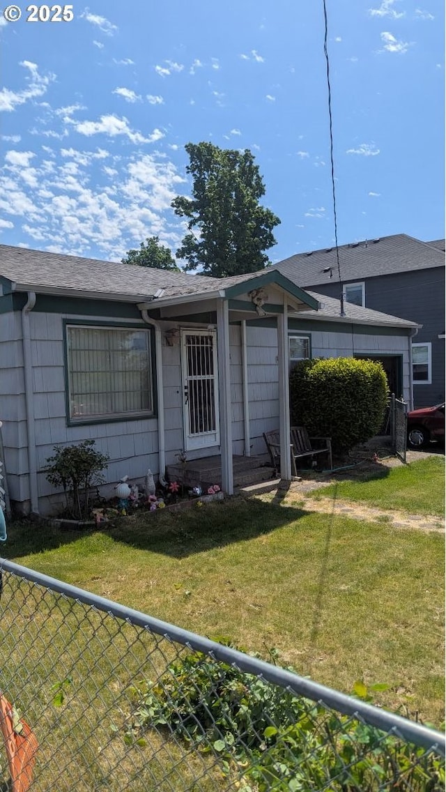 8428 SE 60th Ave, Portland, OR 97206 - ranch-style home with roof with shingles