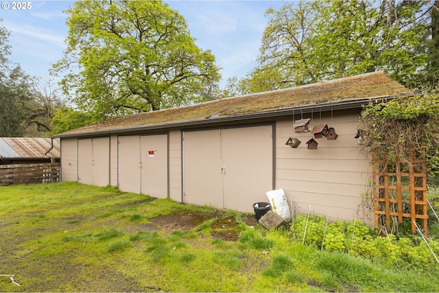 939 Buckhorn Rd, Roseburg, OR 97470 - view of garage