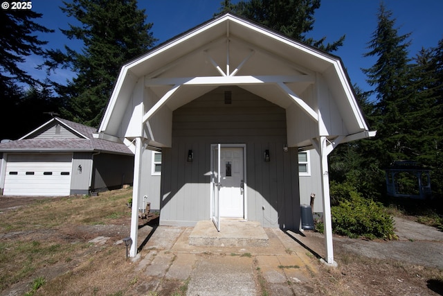 view of front of home with central AC