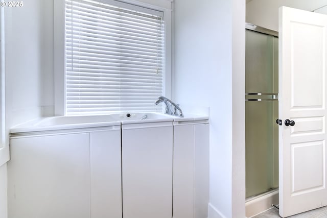 705 NW 25th Ave, Battle Ground, WA 98604 - full bath with a shower stall and a bath